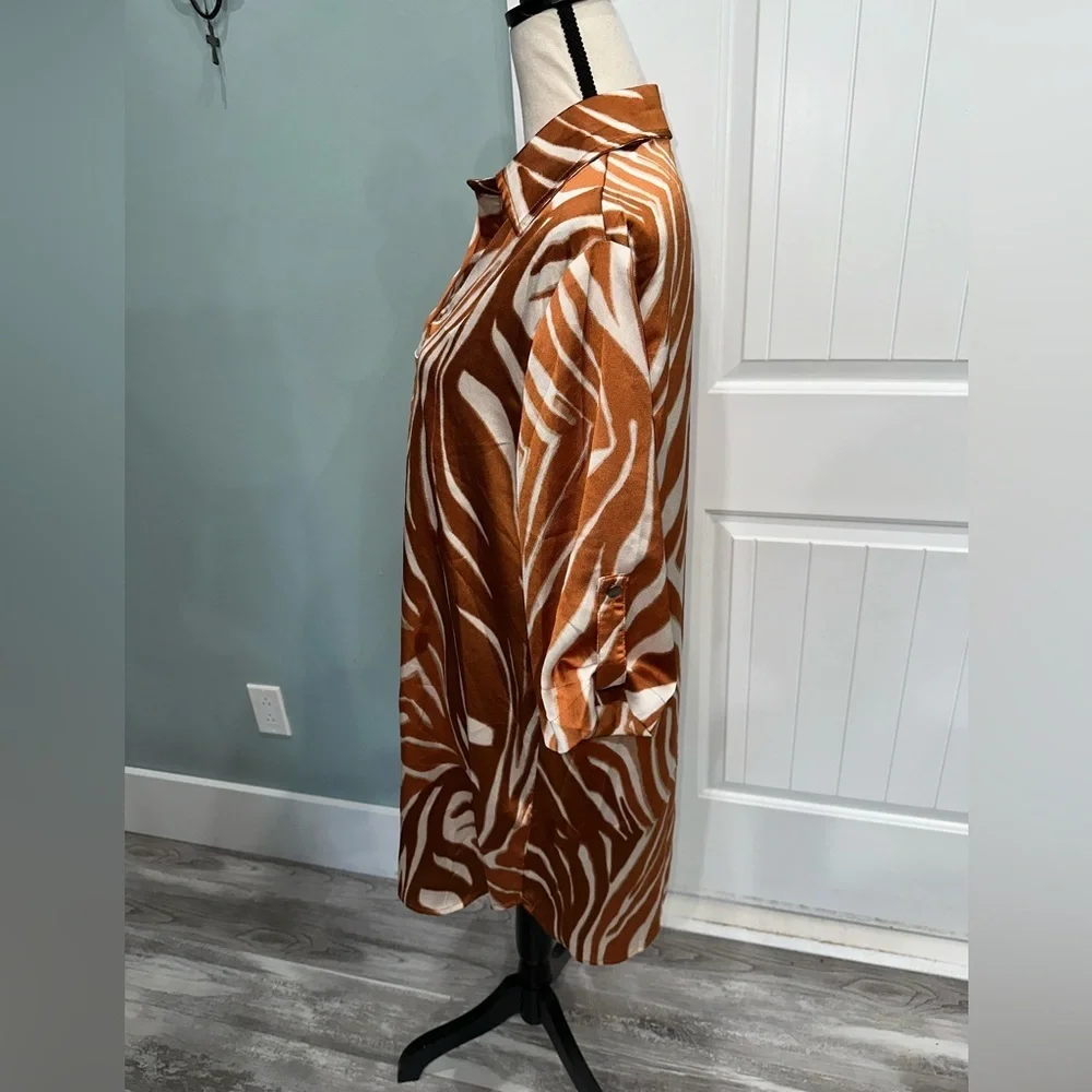 Entro Brown/Cream Zebra printed satin tunic top size medium
